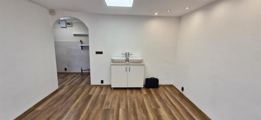 RECO Apartament 2 camere, spatiu comercial, salon, birou, cabinet, in Oradea zon - 6