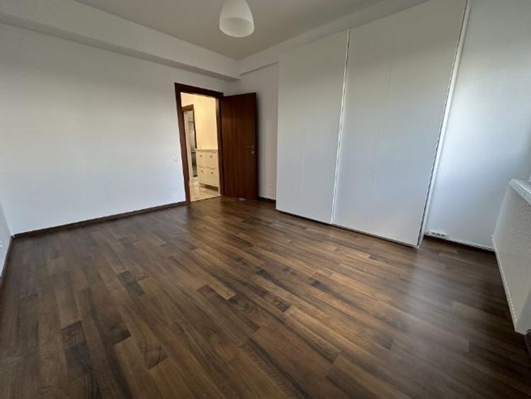 Apartament cu 3 camere semidecomandat în Prelungirea Ghencea - 5
