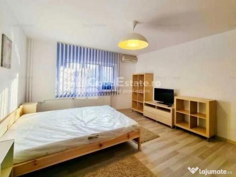 Eroii revolutiei parter decomandat - 1