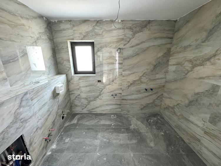 Casă cu 4 camere cu Teren 300 Mp în Valea Lupului