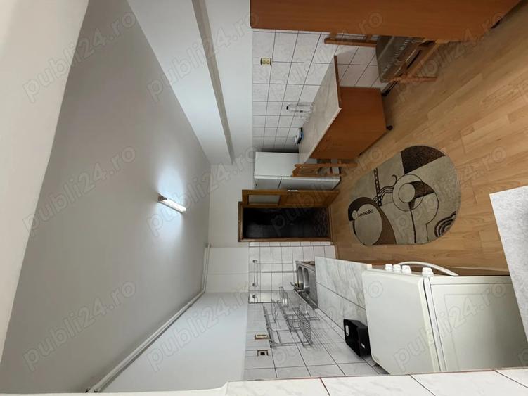 Inchiriez apartament cu 3 camere - 5