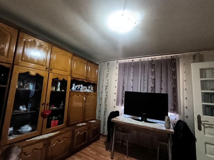 Casa si teren de vanzare - 3