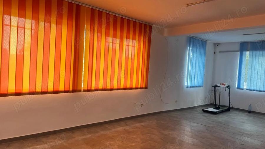 Casa cu pod mansardabil, 20 km de Delta Dunarii - 10