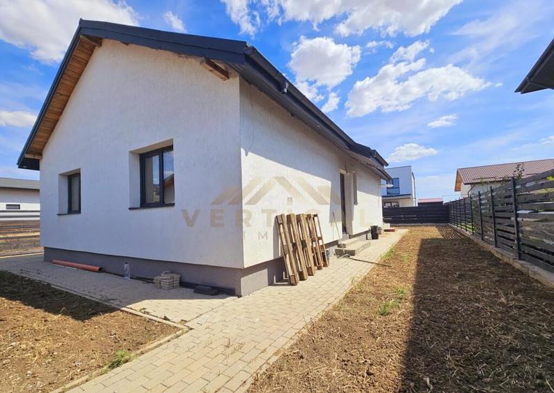 Casa parter 3 camere in comuna Berceni - 2