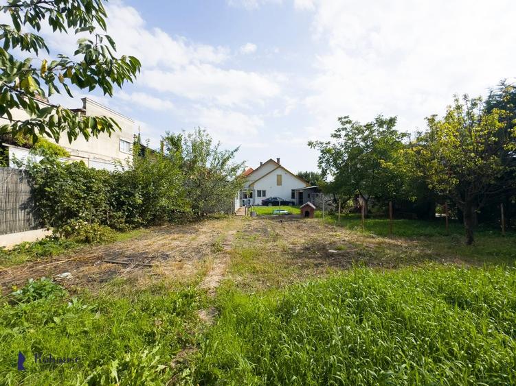 Casa solida si teren 1400 mp , zona deosebita Grigorescu - 33