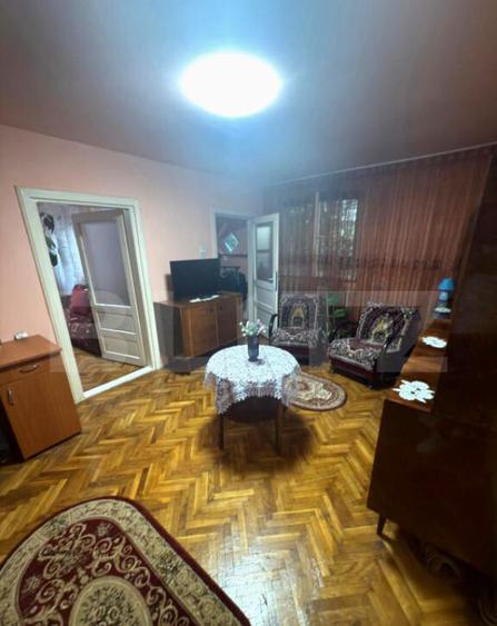 Casa de vanzare 5 camere + dependente - 21