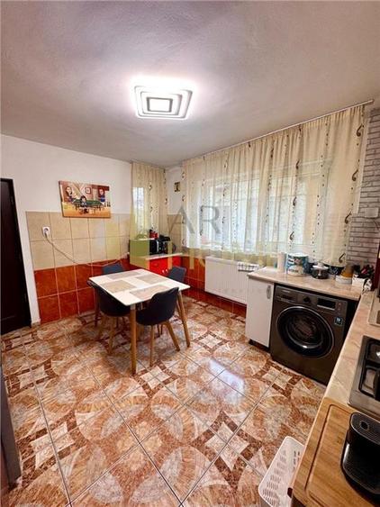 Vanzare apartament in casa, curte proprie, Ploiesti, zona centrala. - 17