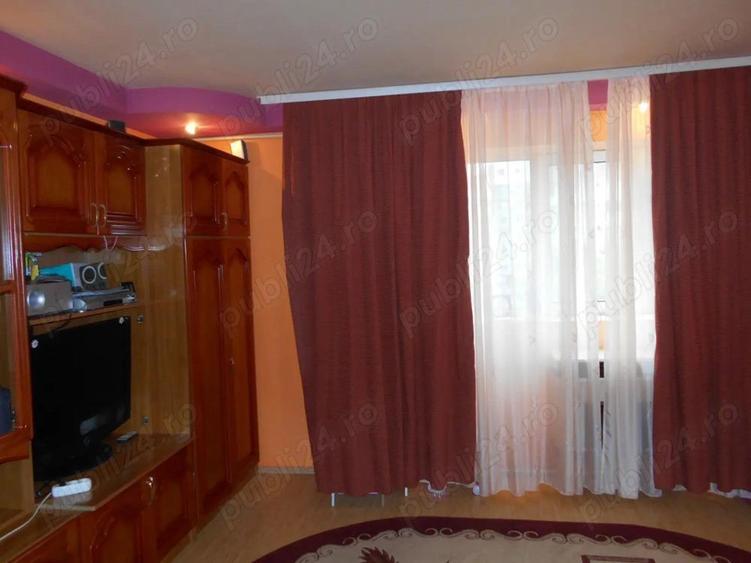 Inchiriere Apart. 1 camera, supr. utila de 36.mp. + balcon, mob. utilat Str. Rosiorilor - Scolilor. - 6