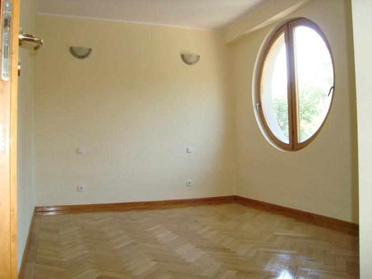 AVIATORILOR-STRADAL,200 MP,ET1,EXCEPTIONAL,IDEAL REPREZENTANTA,GARAJ,3000 euro - 5