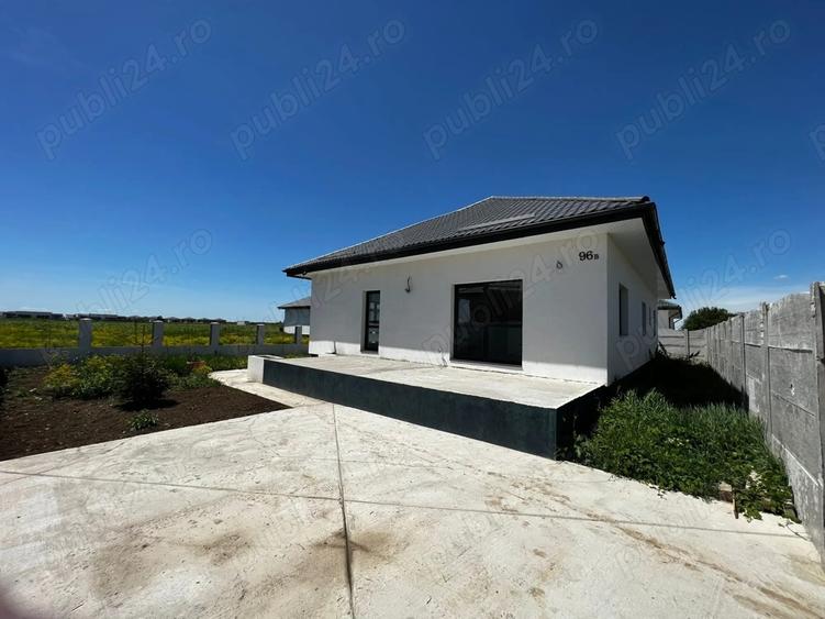 Proprietar vind casa in sabareni - 2