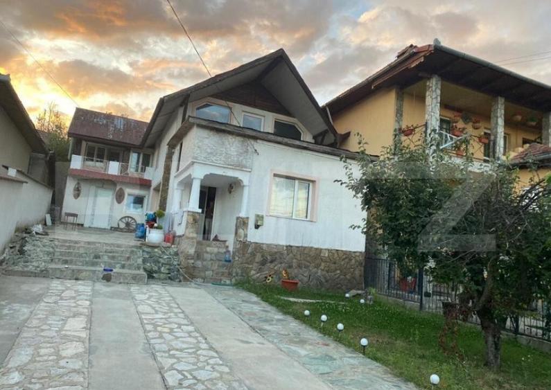 Casa plan parter si mansarda, 100mp utili, zona Novaci - 10