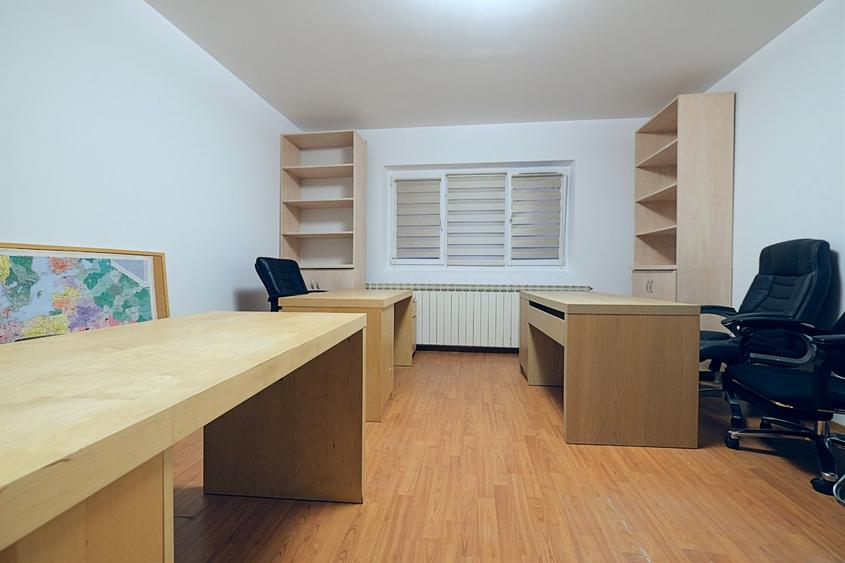 UNIRII - Bld. Octavian Goga, parter, apartament recent renovat, ideal office - 3