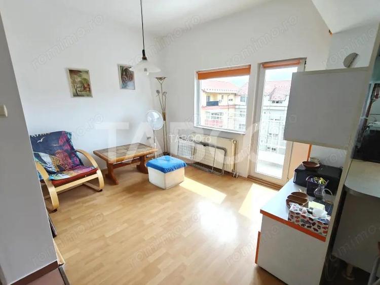 Apartament 3 camere cu balcon in zona linistita - Pet friendly