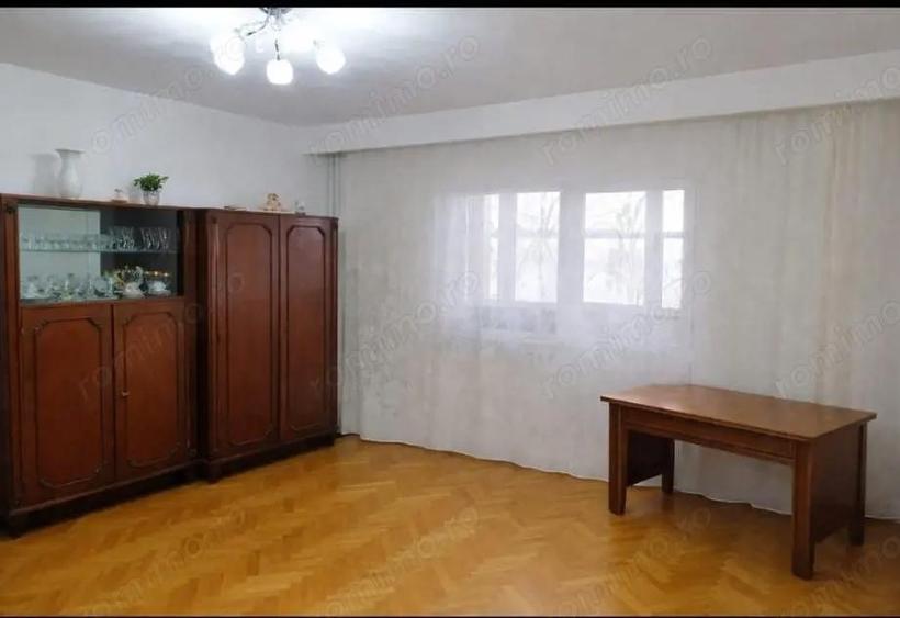 Garsoniera de vanzare, 40 mp, Brazda lui Novac, zona American Style - 1