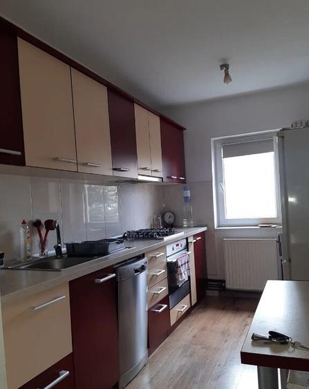 3 camere in zona Complexului Studentesc - 2