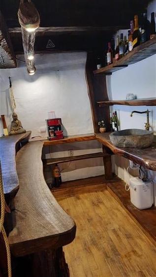 Casa de vanzare si cafenea in stil rustic - 6