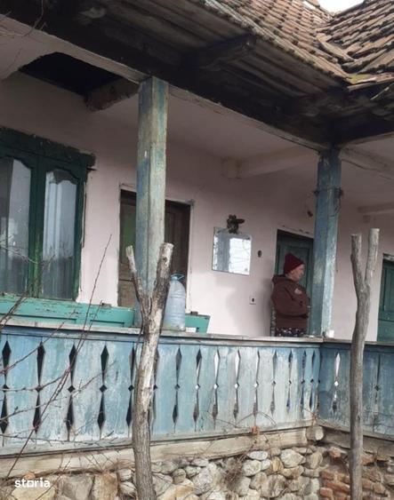 Vand casa ?i teren 1.549 mp in Bradet, com. Matasari - 1