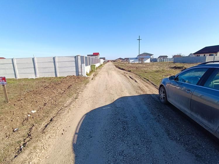 Vand teren intravilan construibil in Com. Berceni. 344 mp - 3