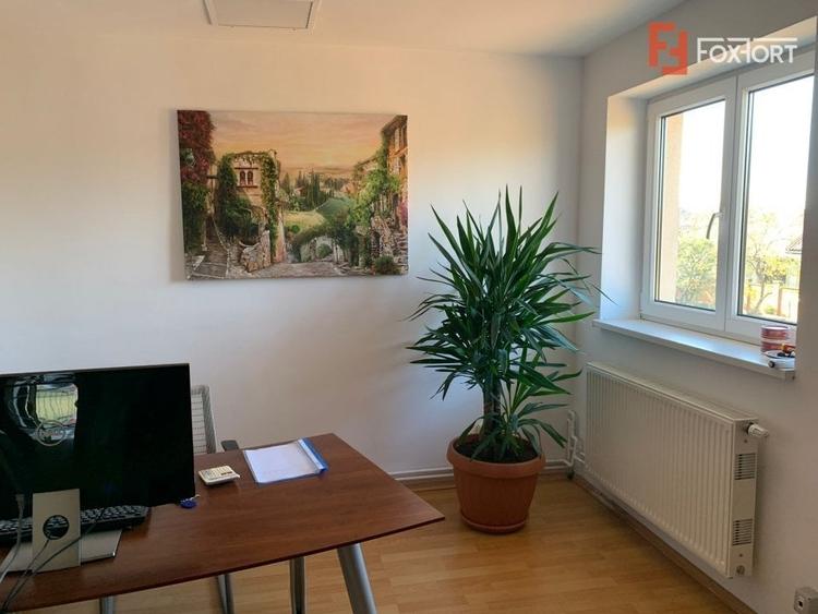 Spatiu comercial cu 12 incaperi si suprafata de 630 mp, zona Mircea cel Batran - 3