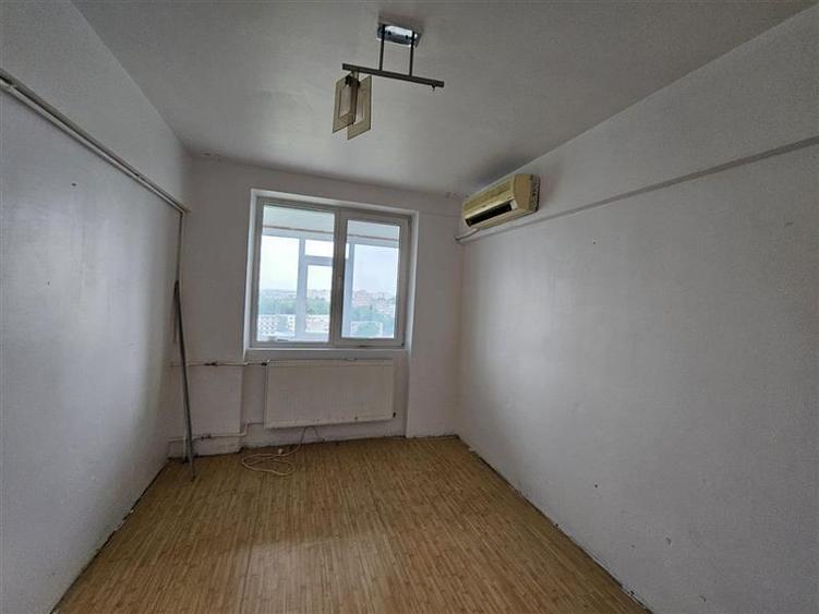 Vanzare Apartament 3 Camere Decomandat Sos.Giurgiului - 1