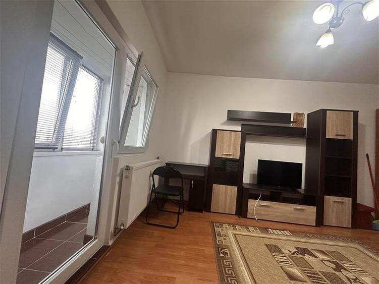 Mobilata si utilata aproape de IPJ, cu 4 apartamente pe nivel - 3