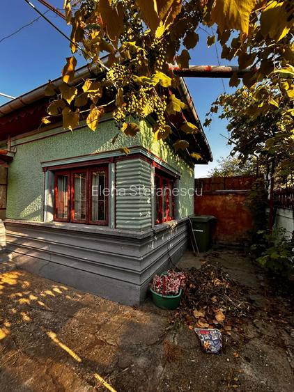 București Noi - Laminorului - vanzare casa cu teren 323 mp - 14 mp deschidere București Noi - Laminorului - vanzare casa cu teren 323 mp - 14 mp deschidere