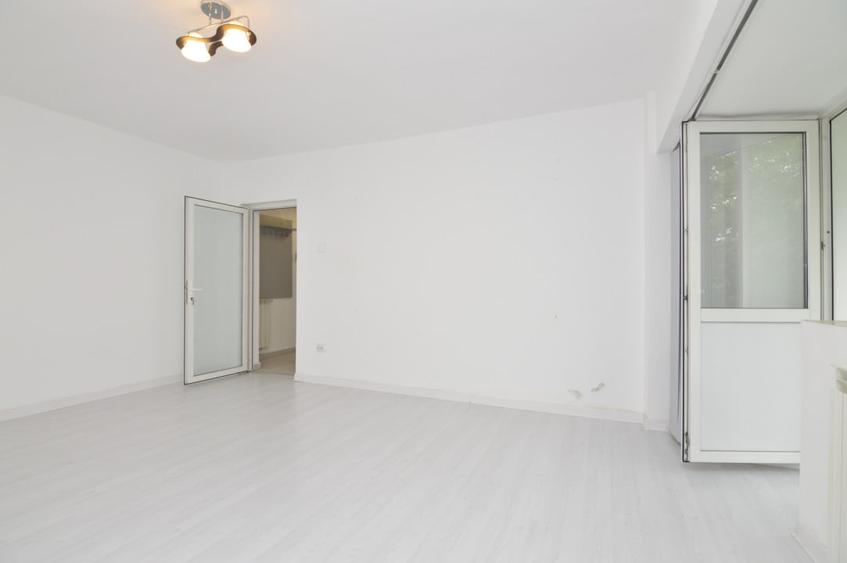 VANZARE APARTAMENT 2 CAMERE BULEVARDUL DECEBAL - PIATA ALBA IULIA - 27