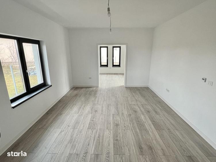 Casă cu 4 camere în Dancu