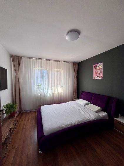 Apartament cu 3 camere decomandat Poarta 6 - mobilat si utilat modern - 8