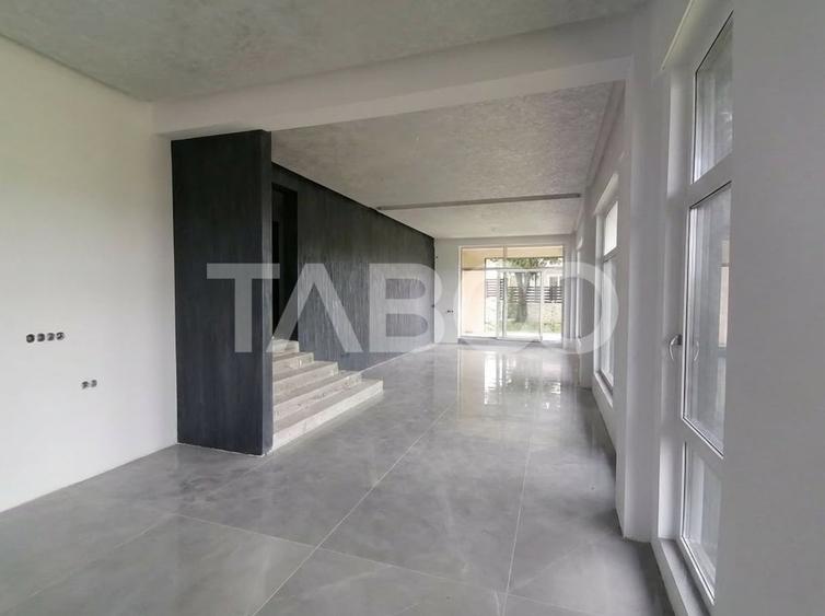 Casa cu piscina interioara in livada Cisnadie - 25