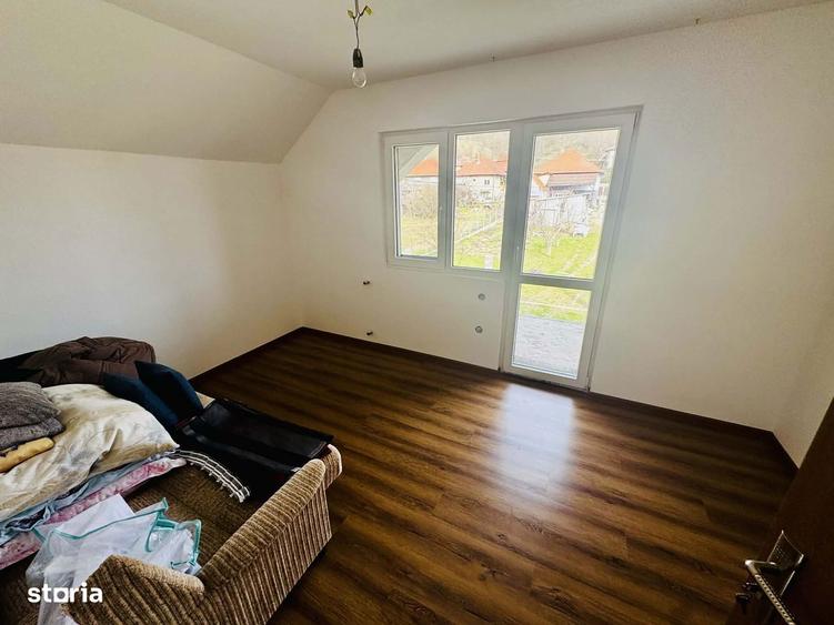 Casa individuala P+M din 2012 de vanzare in Jibou zona linistita - 7