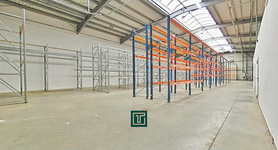 Hală industrială 824 mp de vânzare în Zona Industrială Sud Arad – acces rapid A1 - 8