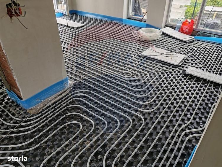 Casa / Vila cu 4 camere de vanzare Sabareni - 5