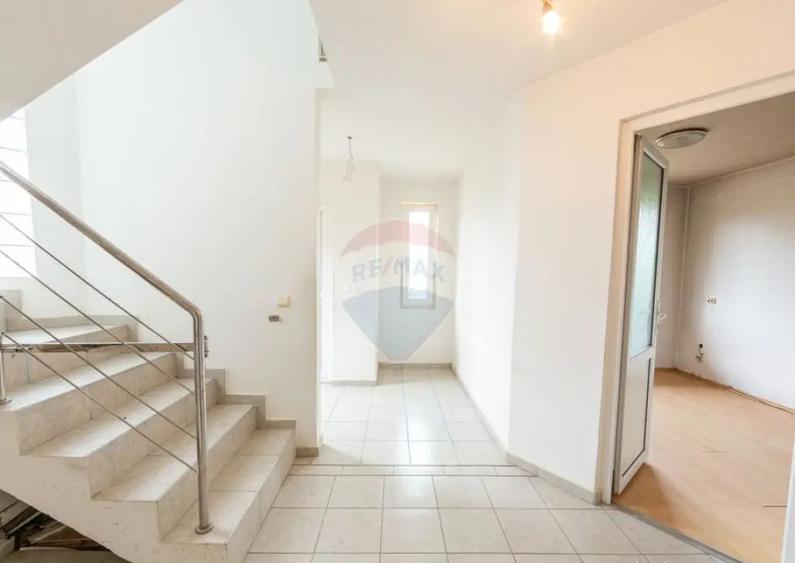 Proprietate compusa din doua case si teren 378 mp Purc?... - 4