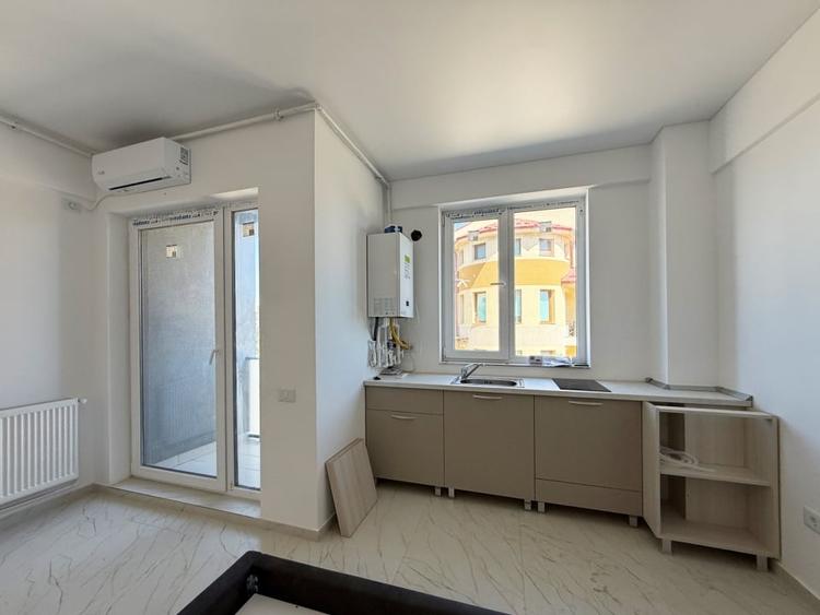 Eforie Nord - Garsoniere mobilata, bloc nou - 4