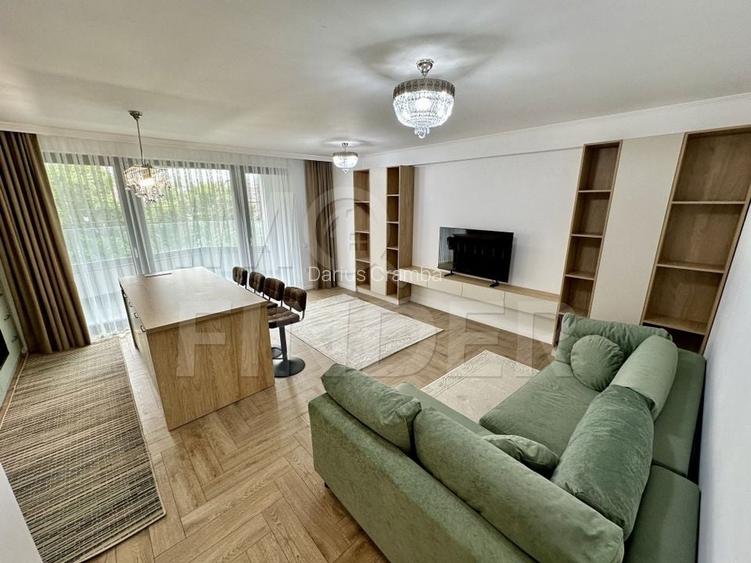 Prima închiriere - 3 camere cu 2 locuri de parcare subterană |Apartament de lux