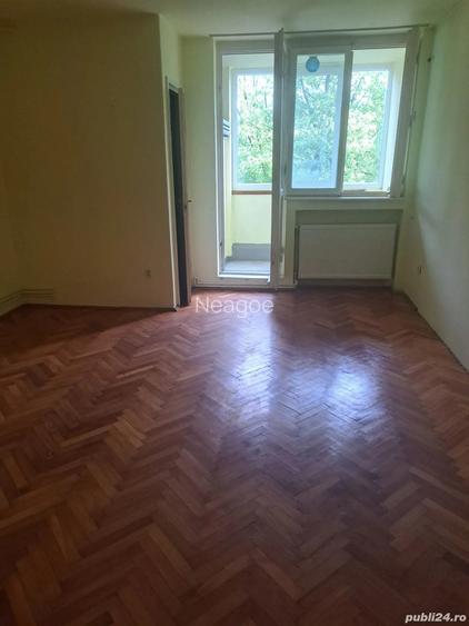 Garsoniera de vanzare