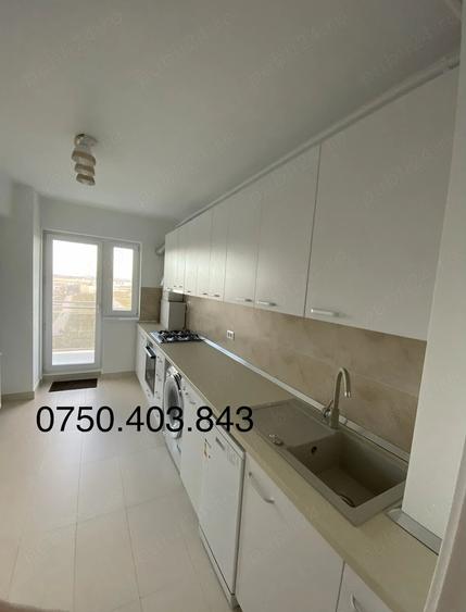 Apartament cu 2 camere decomandat în Titan