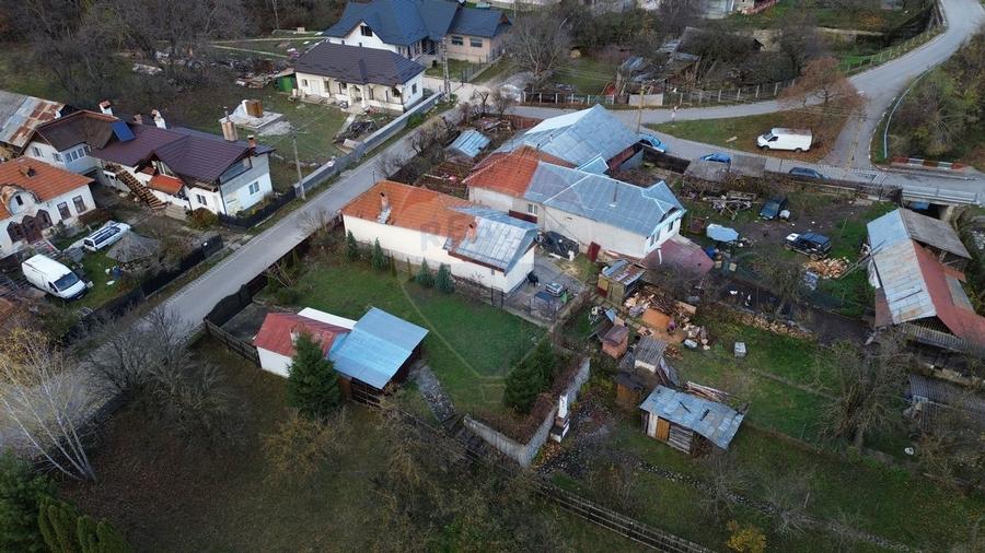 Casă si teren de vânzare in Leresti la super preț - 4