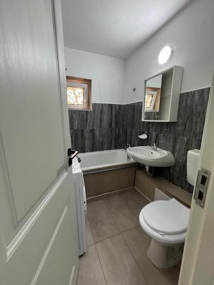 Garsoniera P/10 bloc 82 Dr Taberei Str Cara Anghel - 2