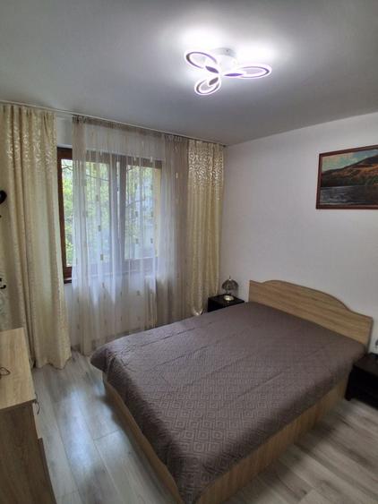 Inchiriez apartament 2 camere - 2