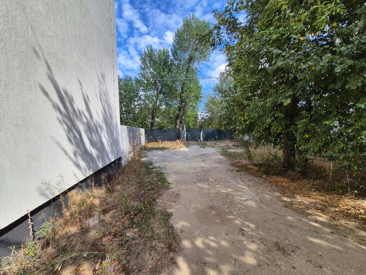 TEREN DE INCHIRIAT - SISESTI - 4