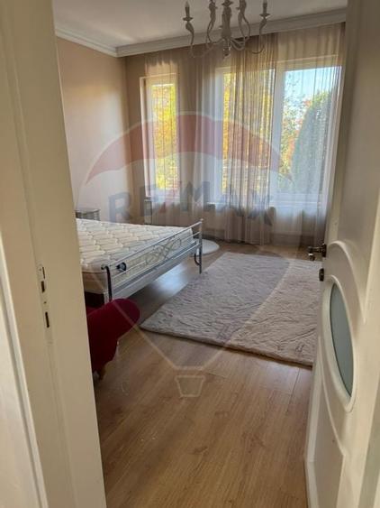 Închiriez casă individuală, 4 dormitoare, zona Borhanciului - 13