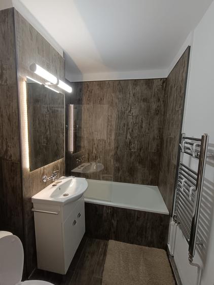 Apartament 4 camere, de vânzare, decomandat, Mănăștur, str. Brateș, etj 3/4 - 6