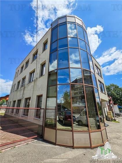 Cladire Targoviste de inchiriat, optim birouri, cabinete medicale - 2