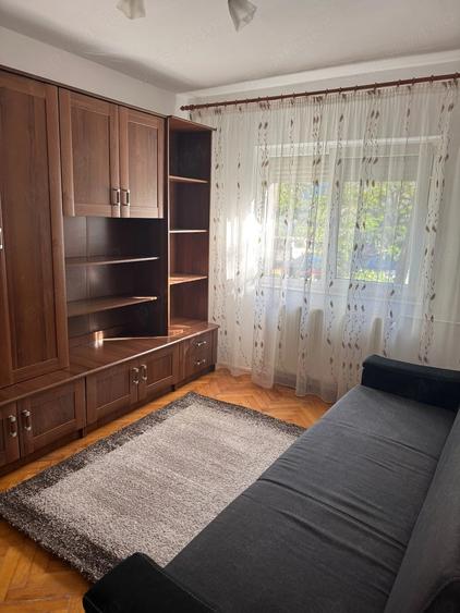 Inchiriez apartament 3 camere - 3