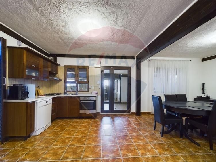 Vila cu 5 camere de vanzare Darza- Crevedia - 5