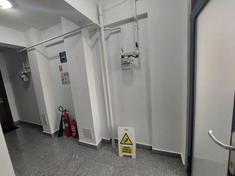 Bd. MAMAIA, spatiu BIROURI, 103 mp. - 17