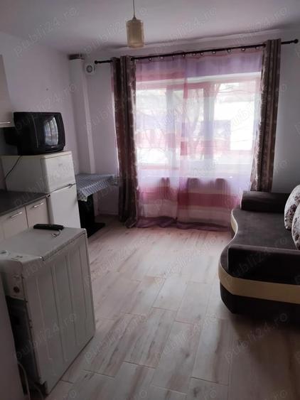 Inchiriez garsoniera - 3