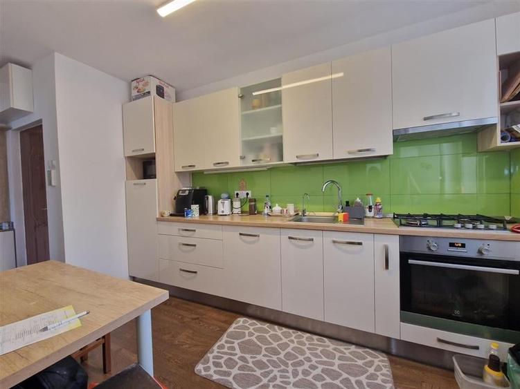 RECO apartament  3 camere Rogerius - 1